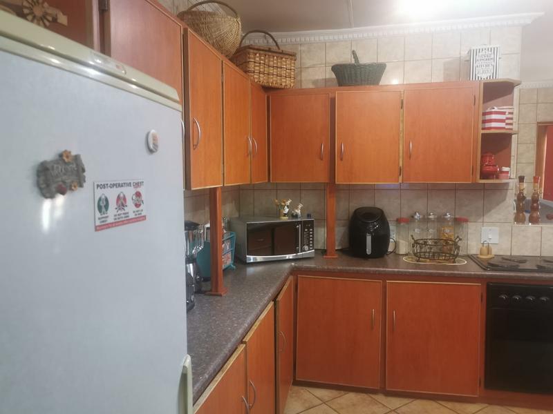 3 Bedroom Property for Sale in Ladybrand Free State